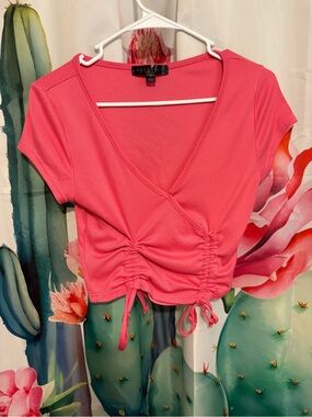 Faded Rose Women’s Large Pink Solid Knit V-Neck Cropped Ruched Drawstring Top